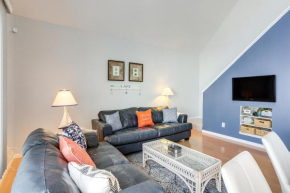Welcoming Port Clinton Home with Private Deck!